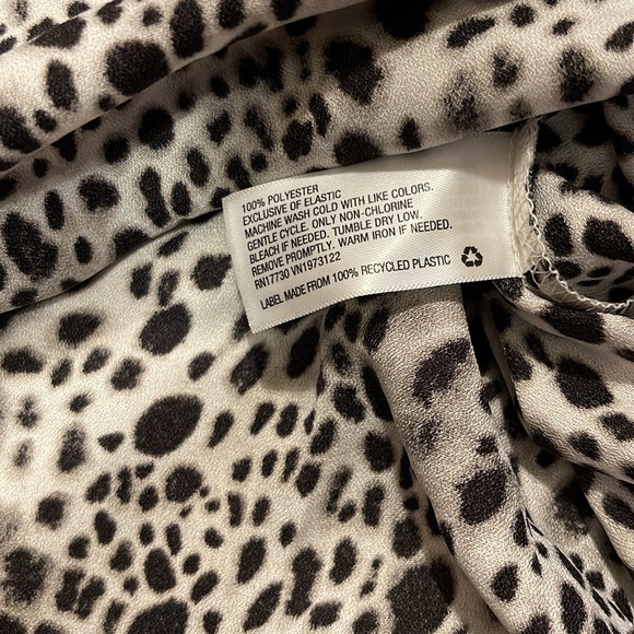 A New Day Long Sleeve Leopard Blouse - Picture 3 of 6